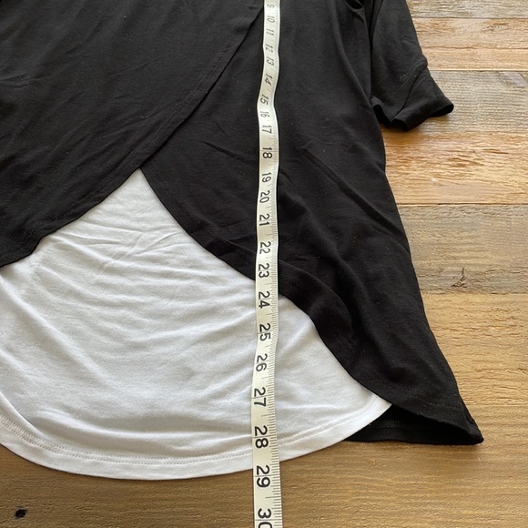 ASOS black and white nursing shirt - Picture 9 of 13